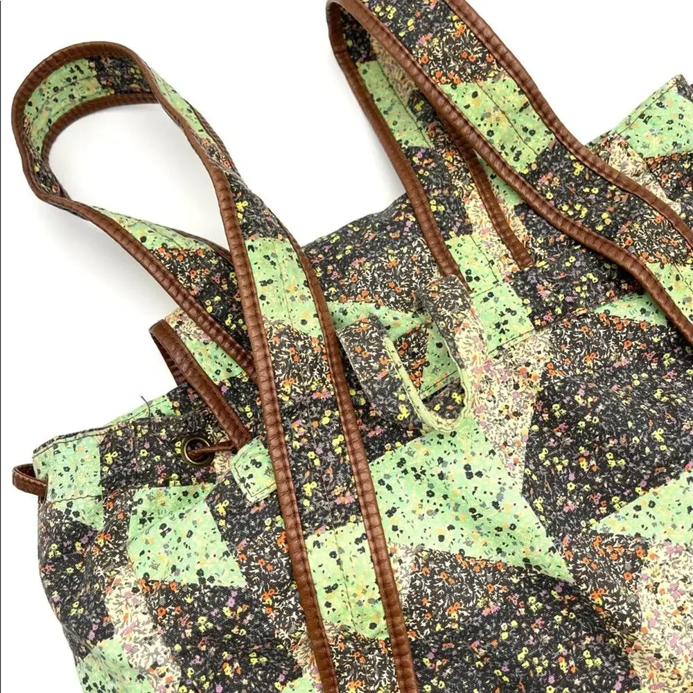 URBAN OUTFITTERS - Kimchi Blue backpack green patchwork & faux leather trimming